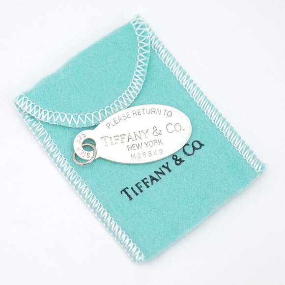 Tiffany & Co. Return to Tiffany Oval Pendant Top Charm Silver 925 Auth w/Bag - Picture 1 of 5
